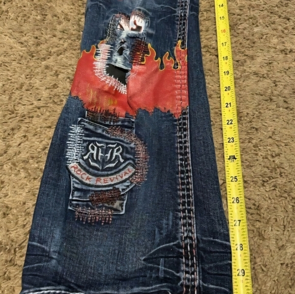 Rock Revival Jeans - Picture 13 of 16